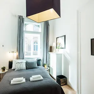 Cosy And Central With 4 Bedrooms And A/c Apartament Budapeszt